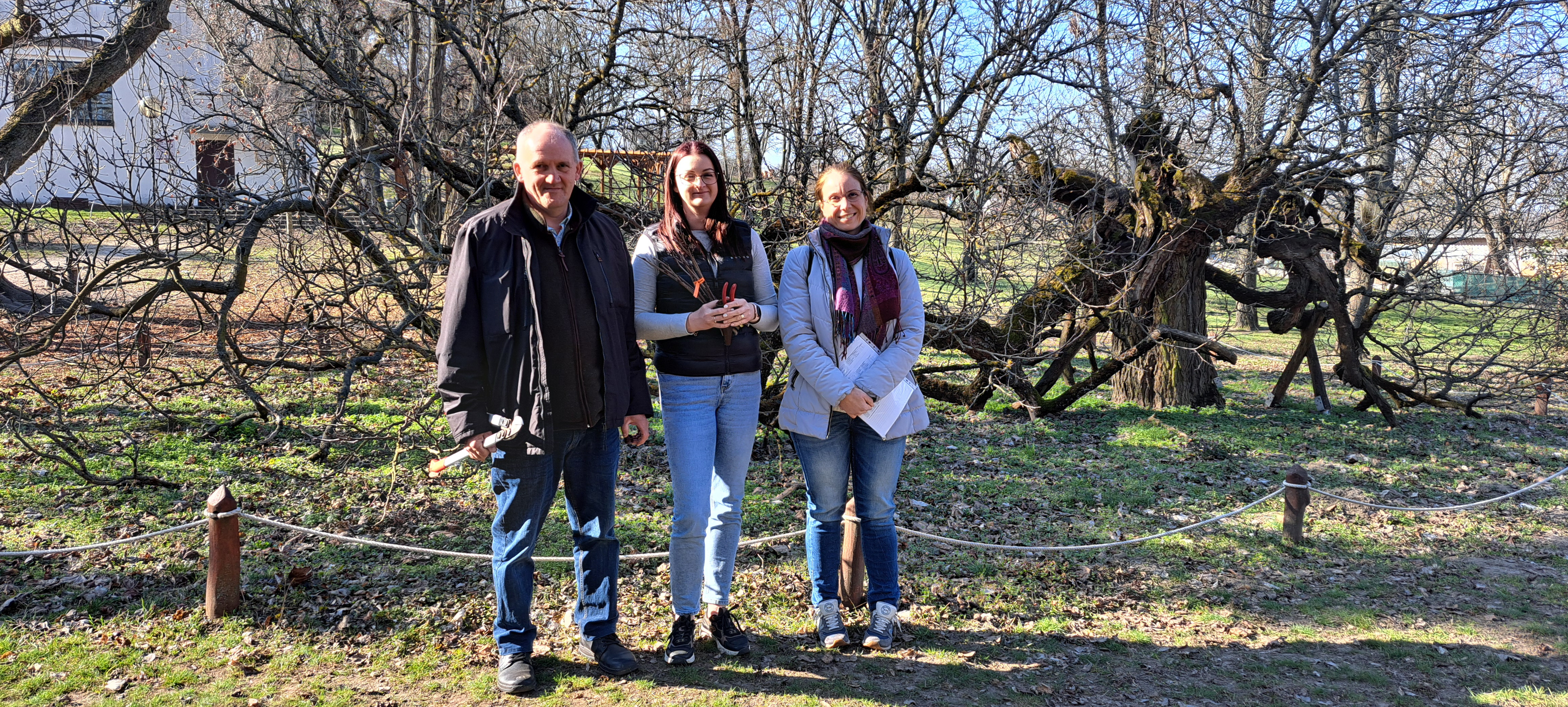 Gnmegrzsi Kzpont Munkatrsai Fot